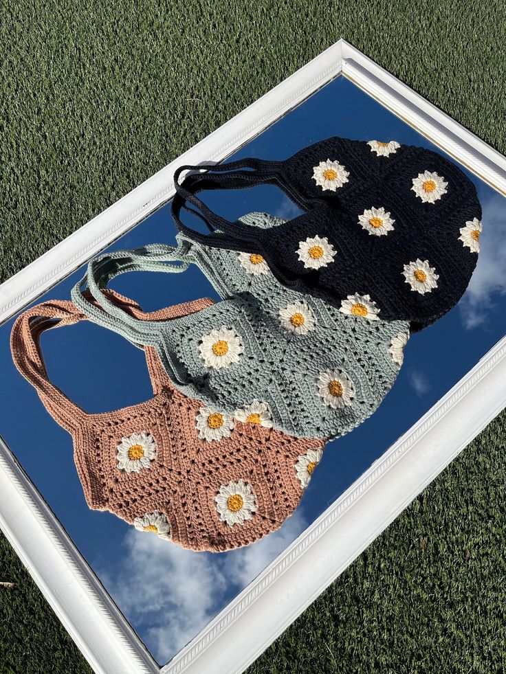 Summer Days Daisy Bag Crochet Pattern