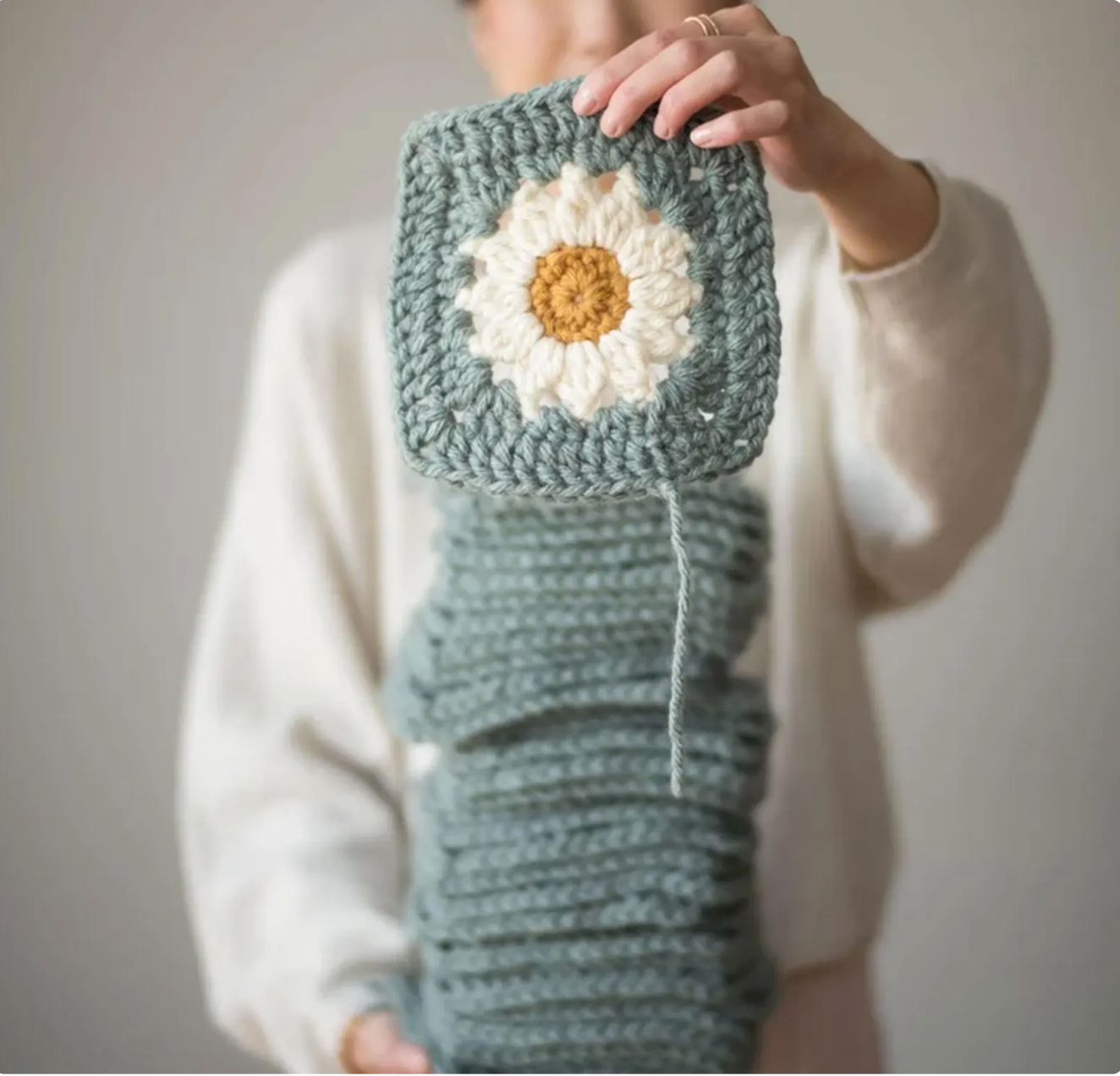 Daisy Granny Square Blanket pattern