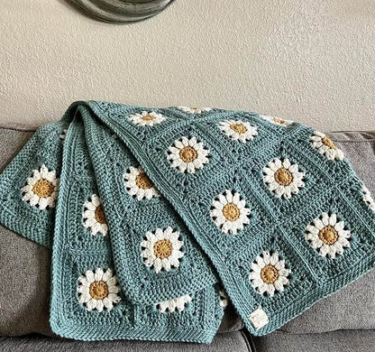 The Daisy Granny Square Blanket pattern - Crochet haven