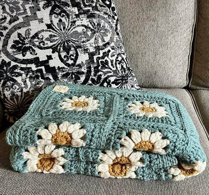 The Daisy Granny Square Blanket pattern - Crochet haven