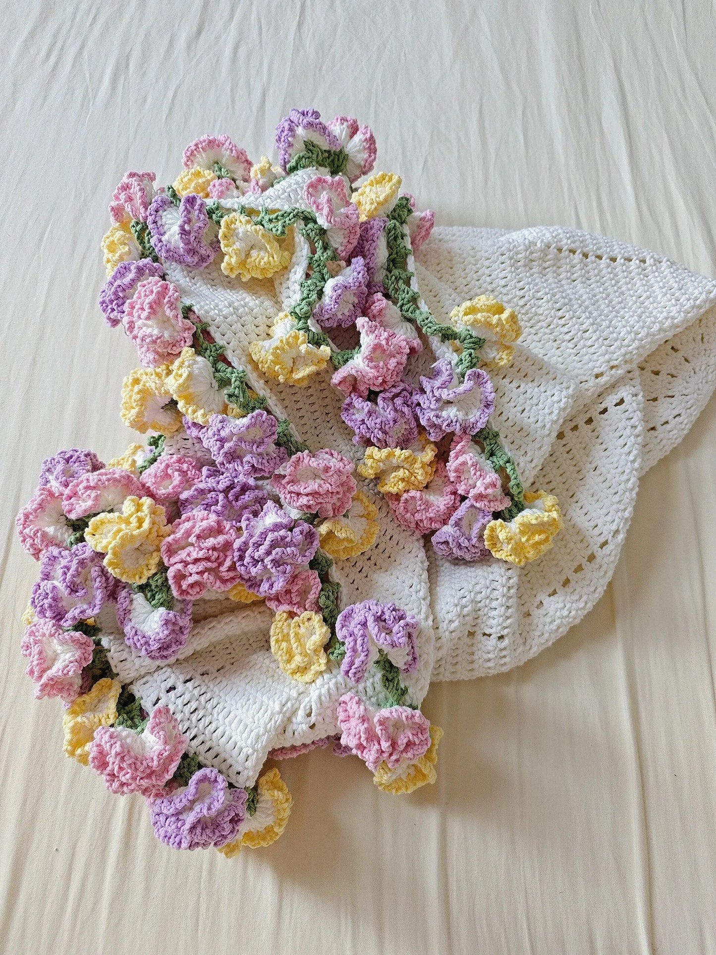 Carnation Garden bouquet blanket pattern