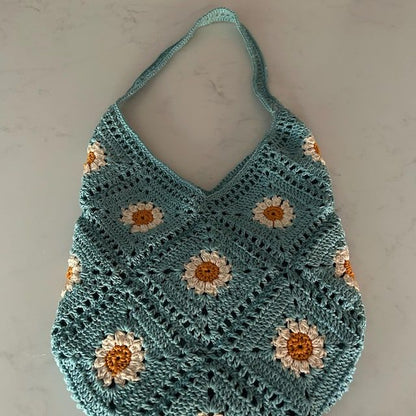 Summer Days Daisy Bag Crochet Pattern